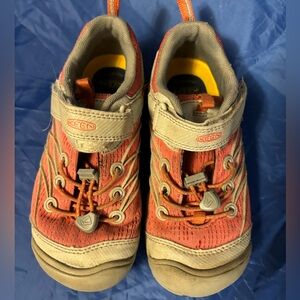 Girls Keen Hiking Shoes